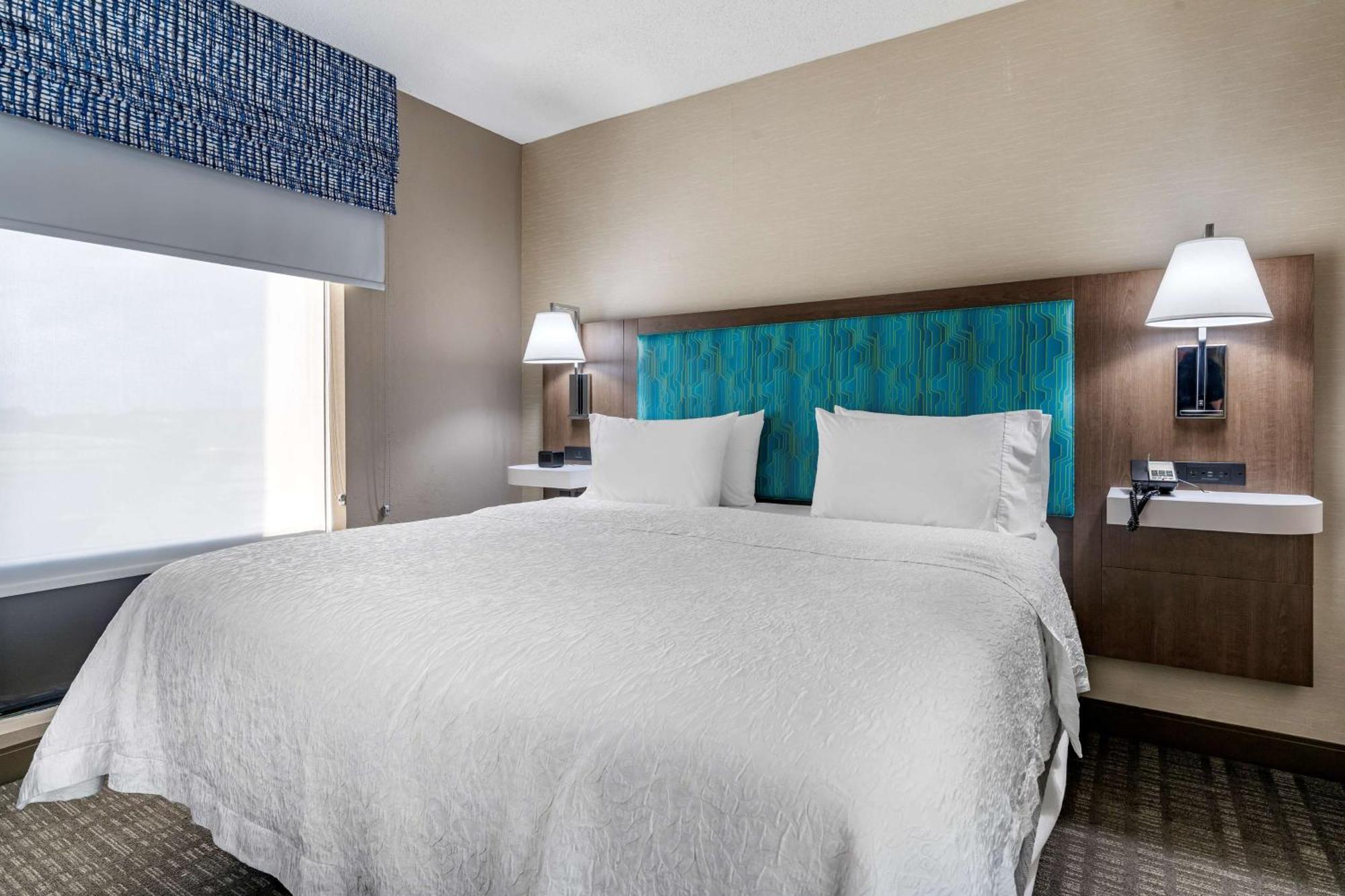 Hampton Inn & Suites Louisville East Buitenkant foto