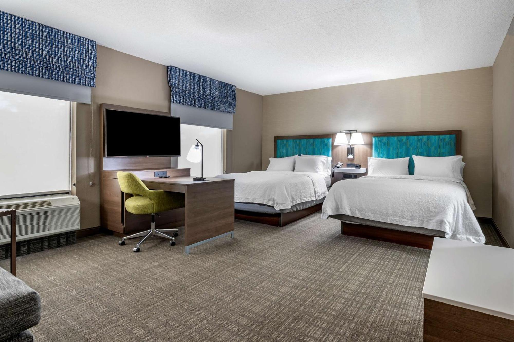 Hampton Inn & Suites Louisville East Buitenkant foto
